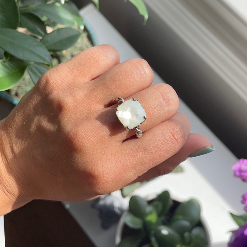 Mother of Pearl Pandora Ring!